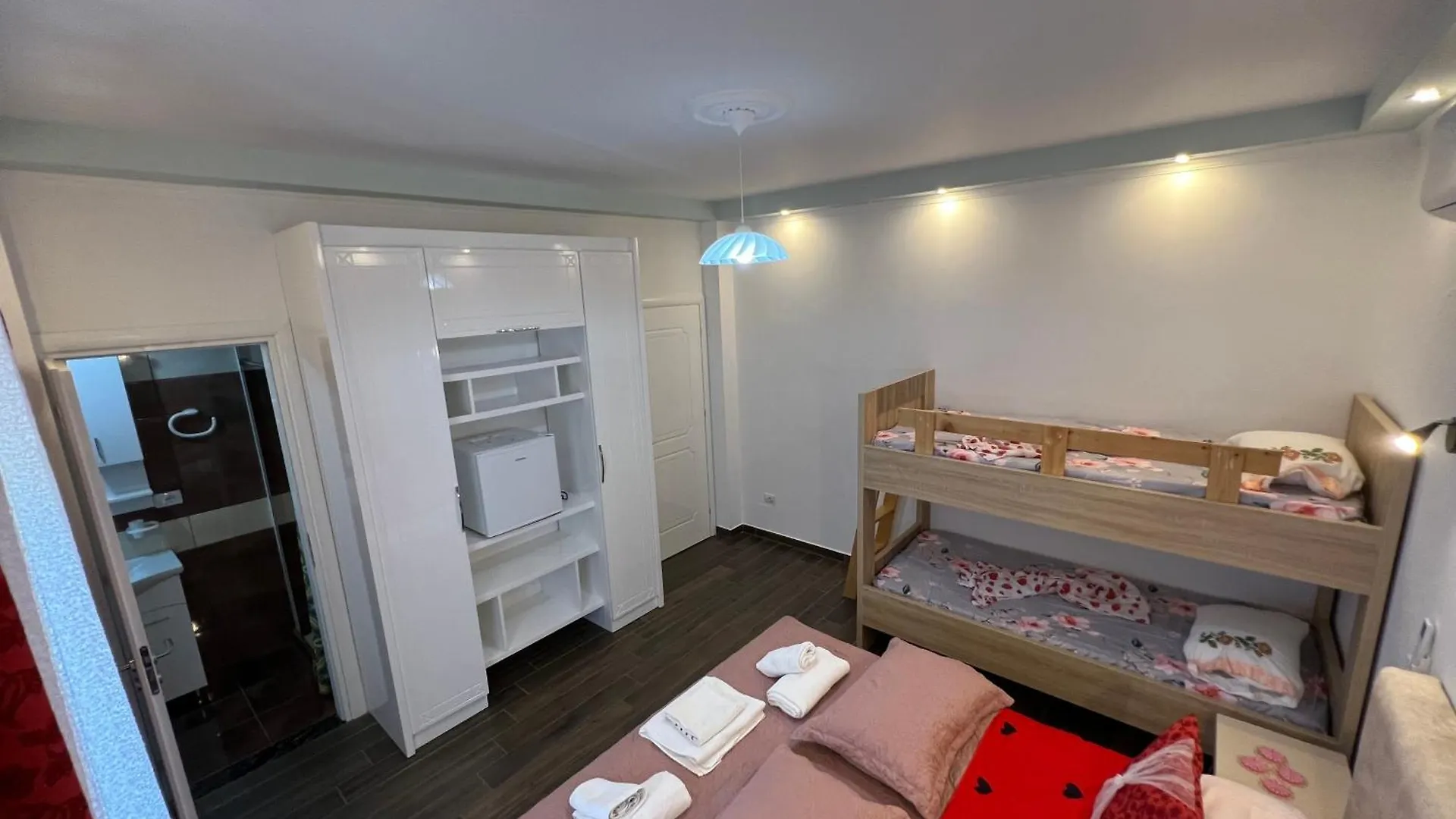 Adriatik Guesthouse Përmet 0*,
