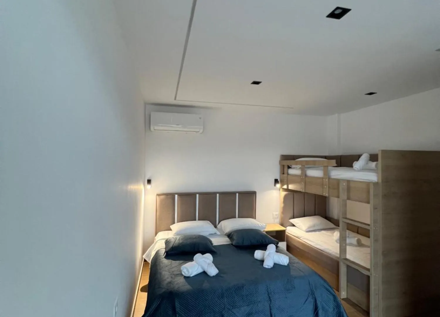 Adriatik Guesthouse Përmet Vendégház