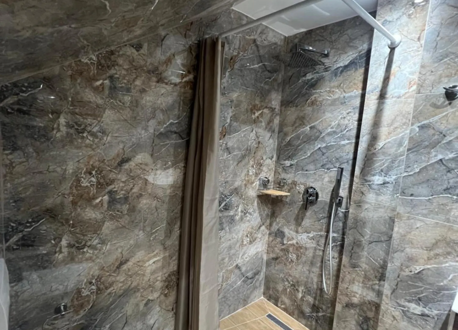 Vendégház Adriatik Guesthouse Përmet Albánia